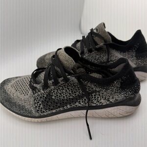 Nike Flyknit Women's Sneakers